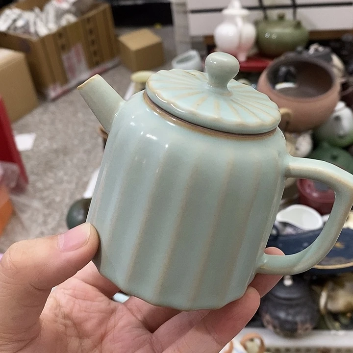 陶瓷艺术品及陶瓷制品