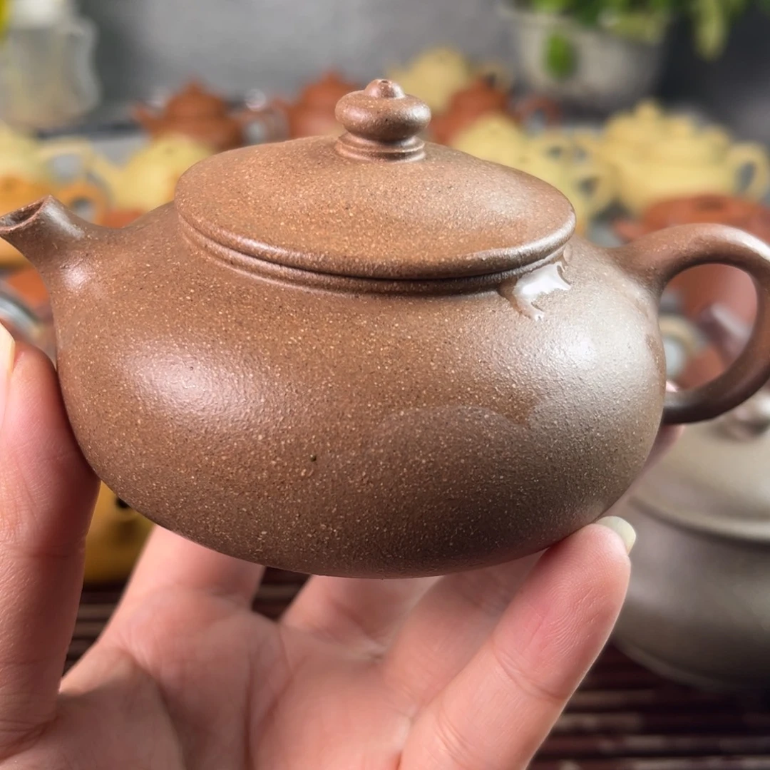 茶壶紫砂微瑕……………………