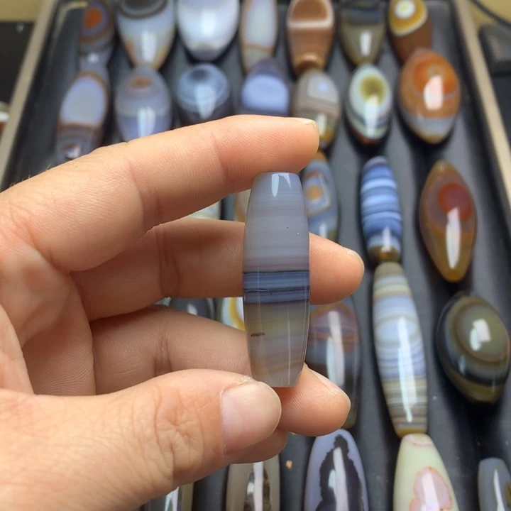 玛瑙/玉髓未镶嵌颈饰吊坠