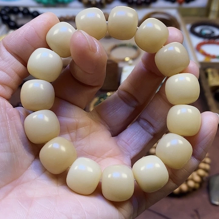 木菲料干磨1.5菩提根手串一物一图