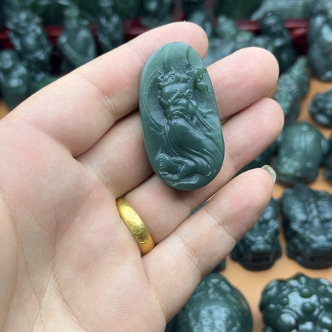 和田玉未镶嵌挂件