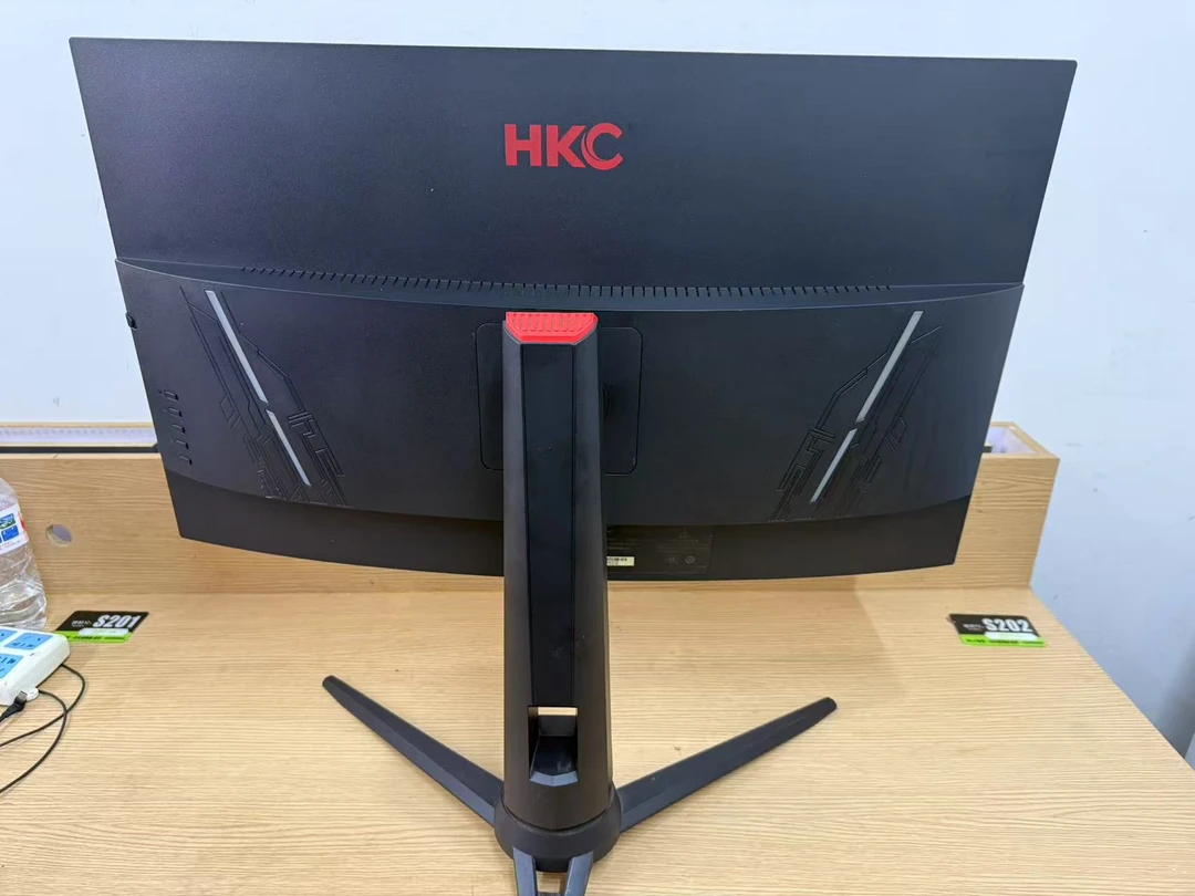 9新 HKC/惠科 32寸1k200hz带升降旋转 竖屏 高刷电竞显示器