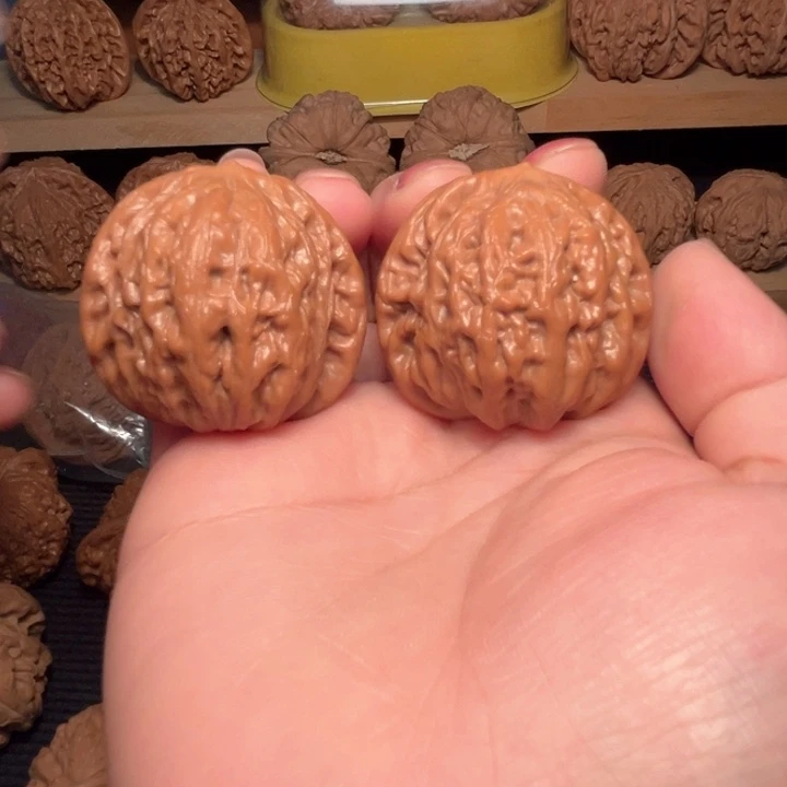 文玩核桃把件铁锤38