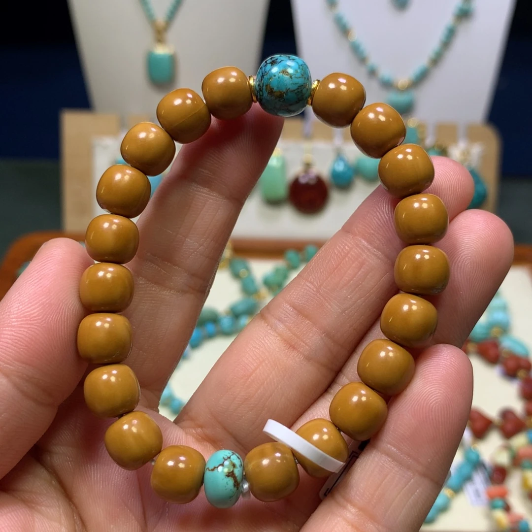 绿松石18K金镶嵌单圈