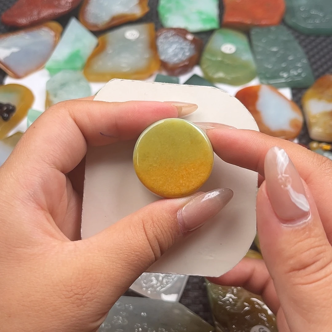 翡翠未镶嵌挂件挂件