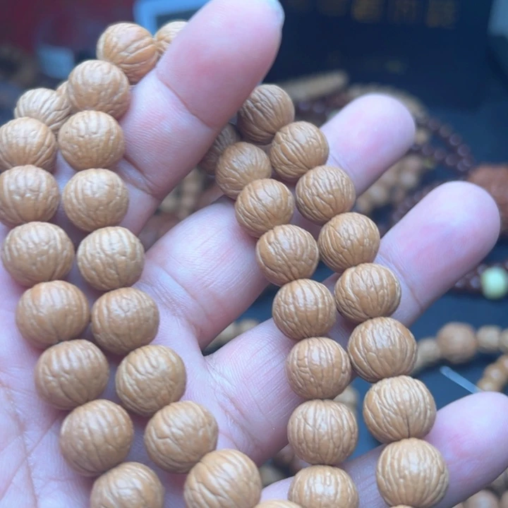 猴头核桃手串凤羽