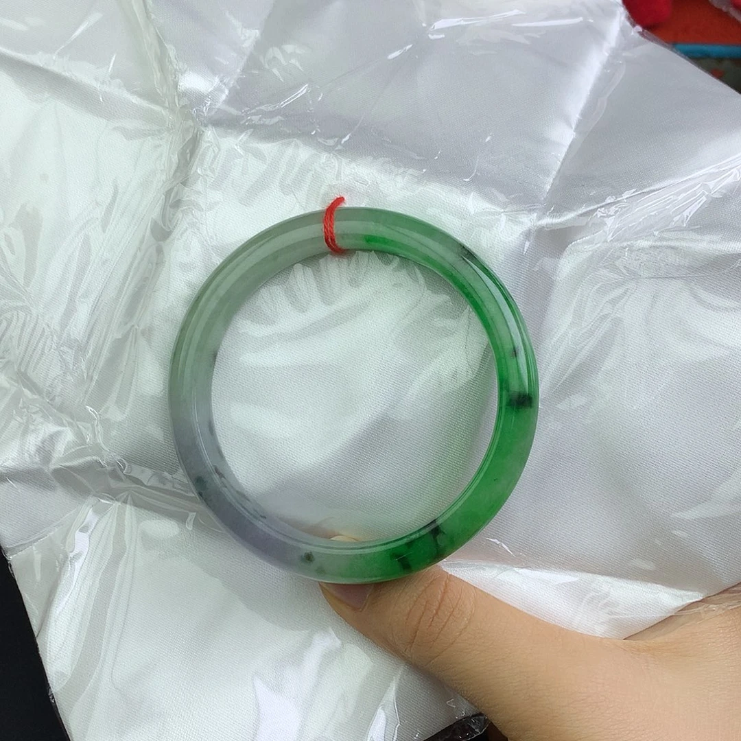 翡翠未镶嵌手镯60