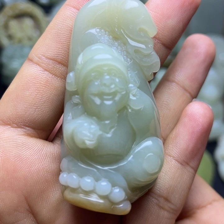 和田玉未镶嵌颈饰