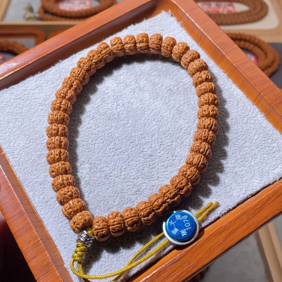 金刚菩提吊坠M****哥精品泰森手持10.5