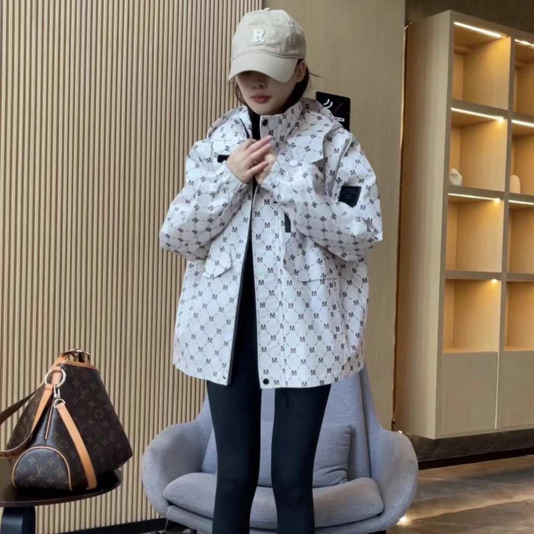 潮牌冲锋衣女春秋薄款弹力透气防水户外情侣单层外套旅行服-639