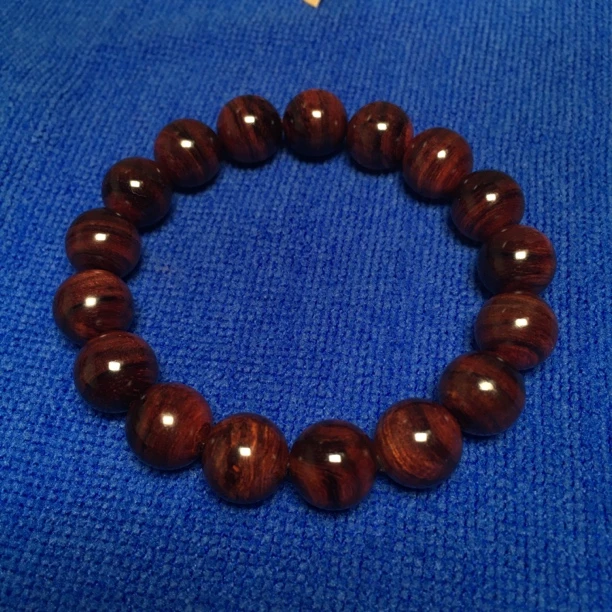 海南黄花梨紫红油梨料质细腻男女款佛珠1.2