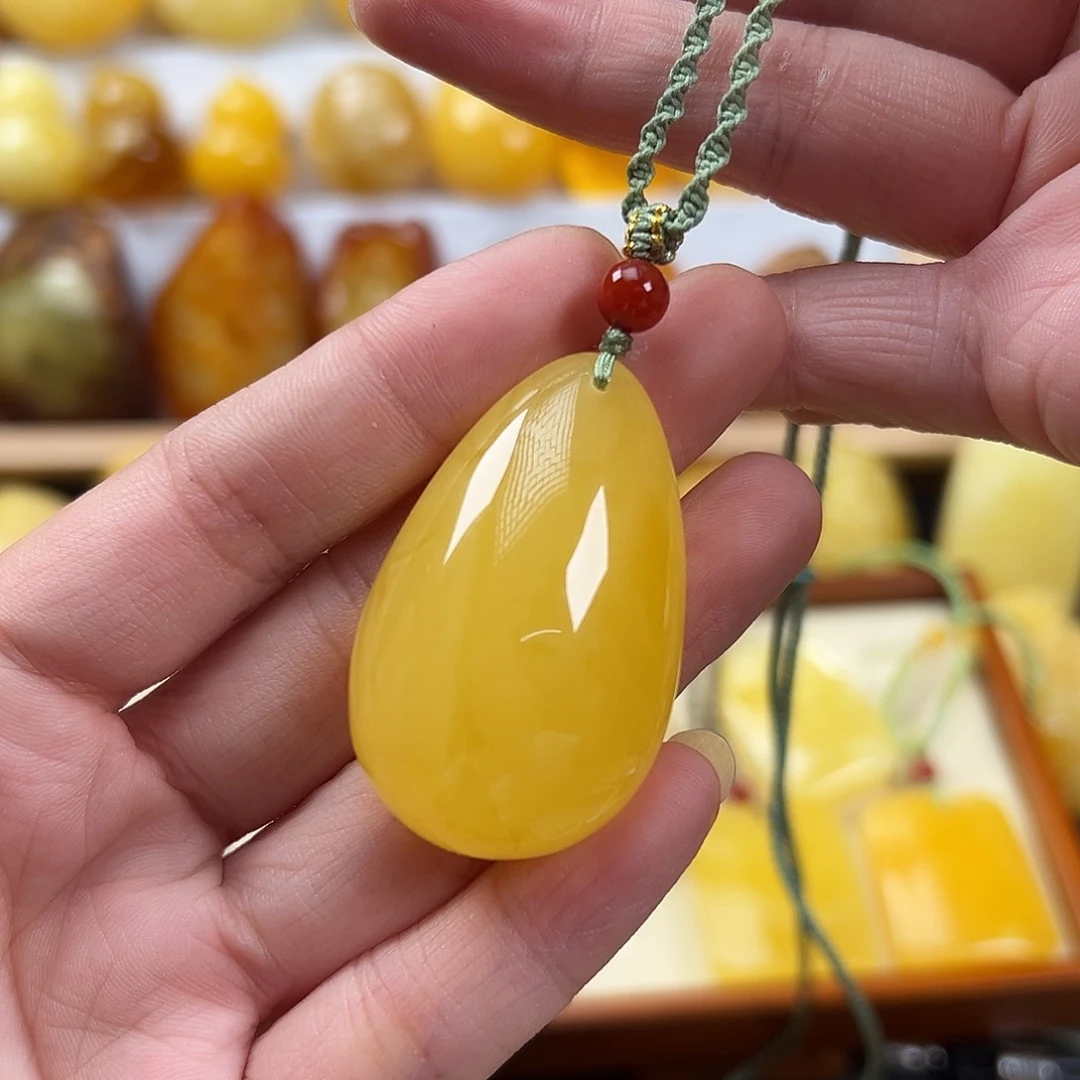 未镶嵌颈饰蜜蜡11.8克