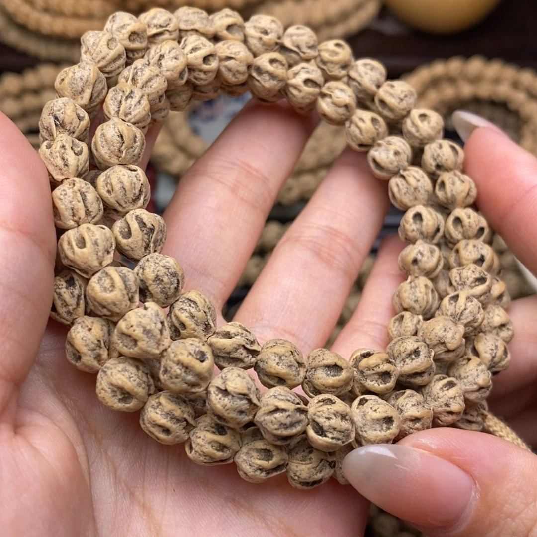 柏香籽/百香籽吊坠志*