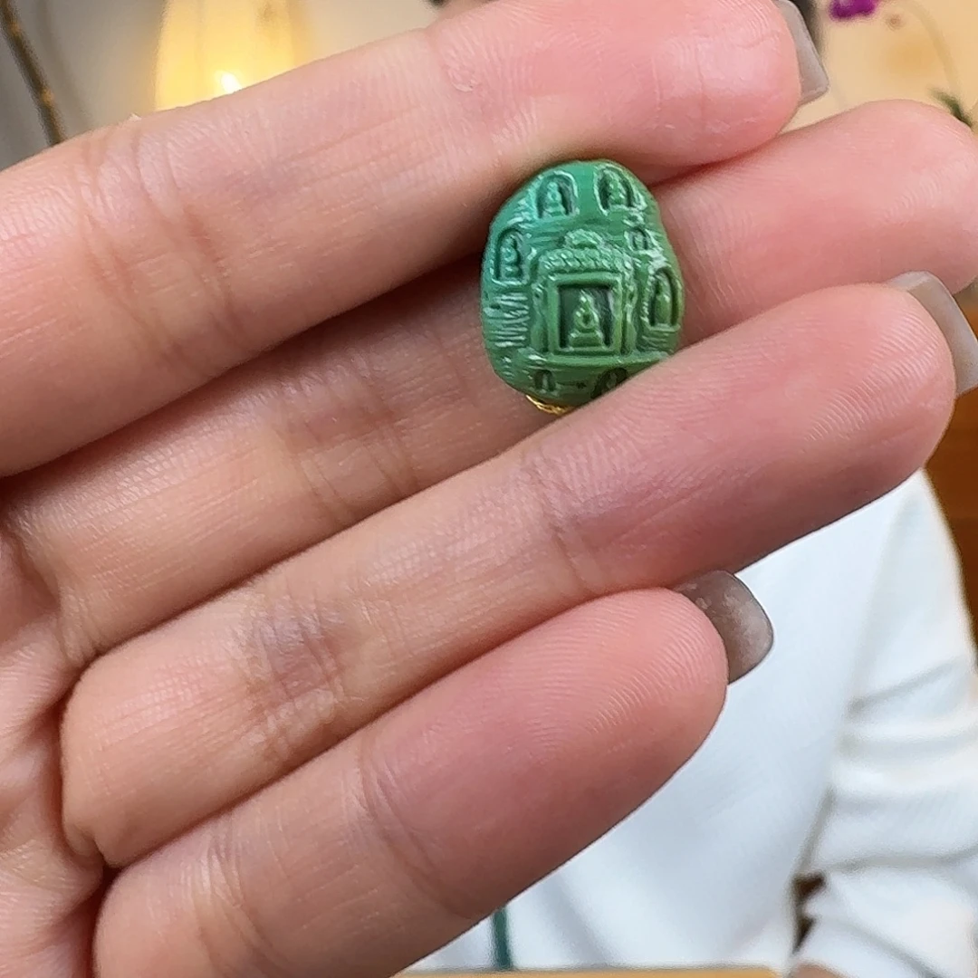 绿松石未镶嵌挂件