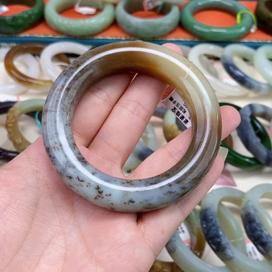 未镶嵌手镯和田玉53.8