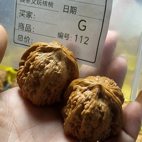 大***京桃核把件自产自销……