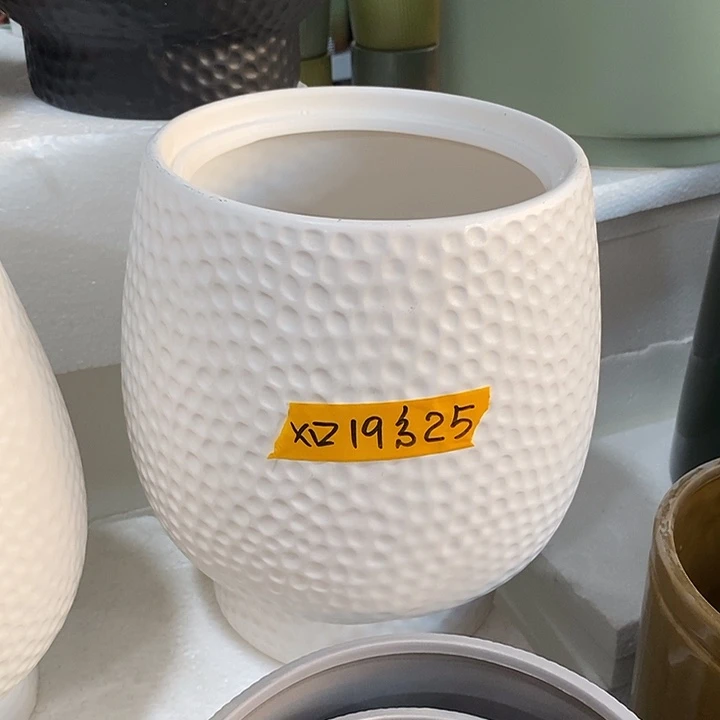 摆件陶盆有孔 微瑕介意勿拍
