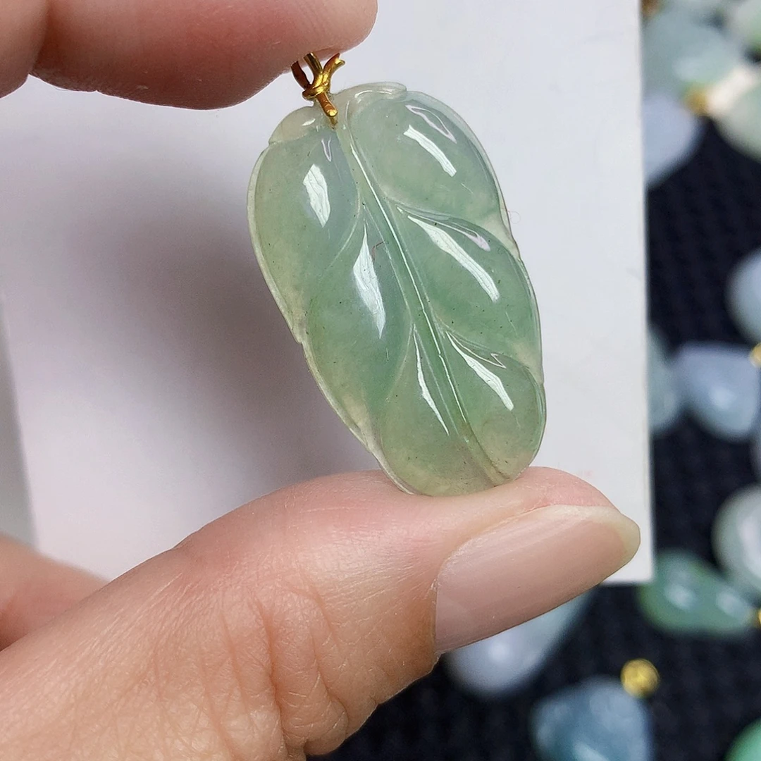 翡翠18K金镶嵌颈饰356789