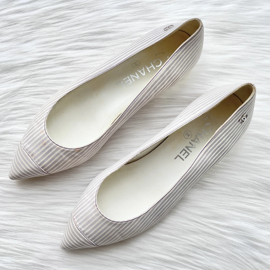 95新 Chanel/香奈儿 丁香紫尖头饰扣单鞋 36.5码 公价7.1k j4021