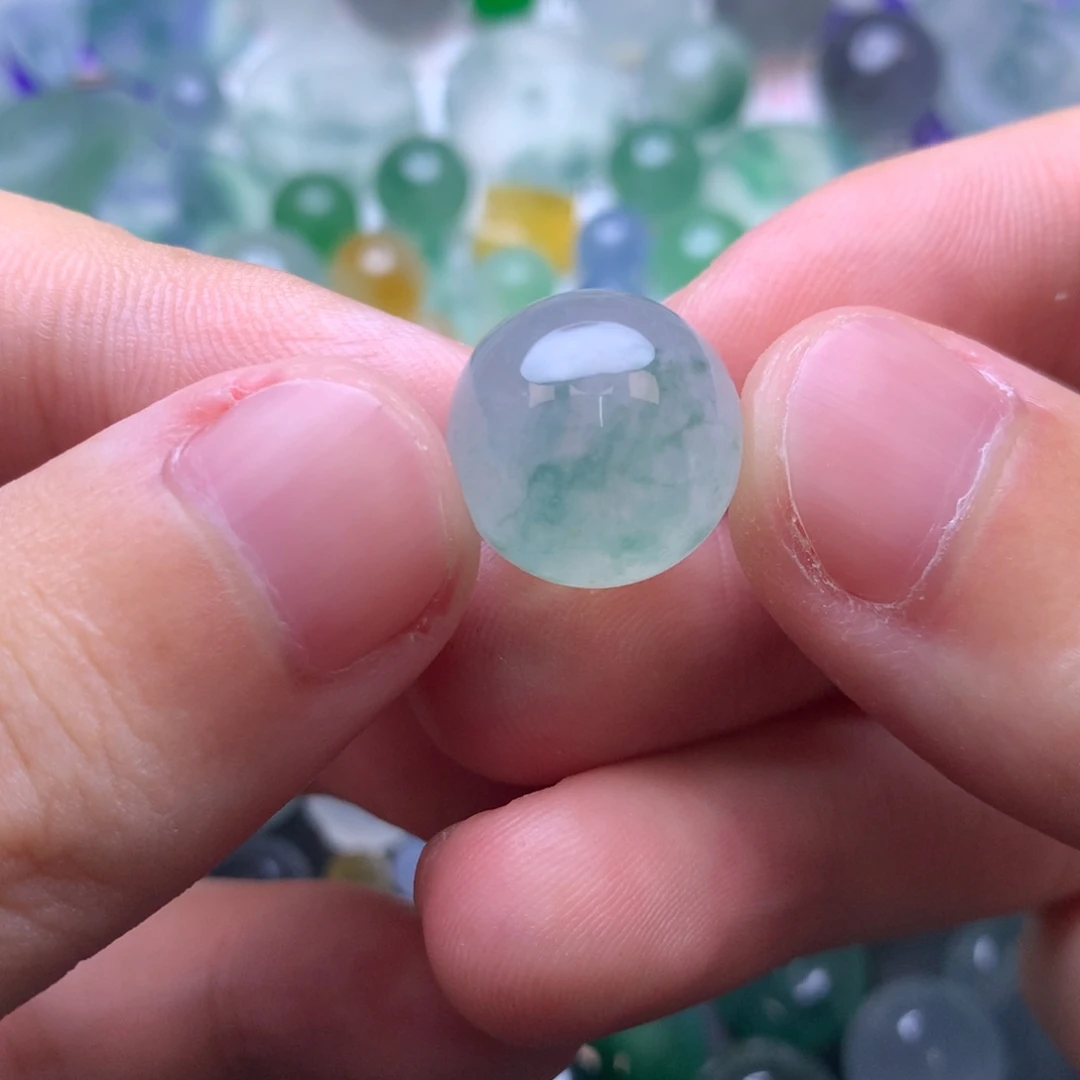 定制翡翠未镶嵌珠子