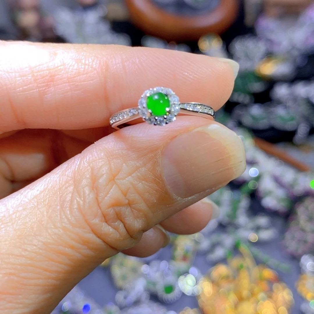 翡翠颈饰银S925镶嵌天然翡翠