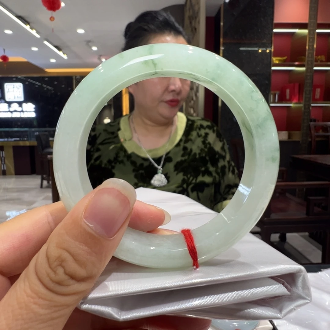 未镶嵌手镯翡翠芙蓉绿底58