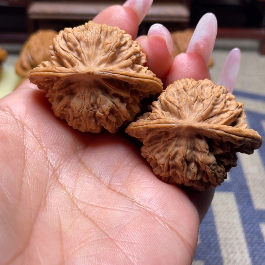 文玩核桃吊坠43盘龙纹文玩