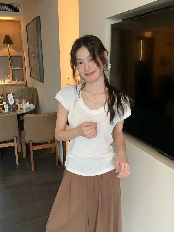 格调美美2222韩系简约U领修身螺纹短袖T恤