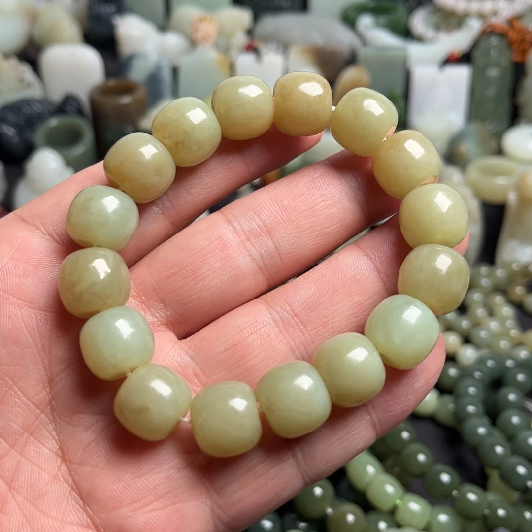 和田玉（青白玉）未镶嵌套链和田玉卡14手串