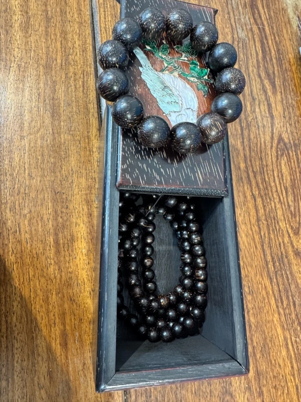 108颗➕2.0圆珠带长方盒