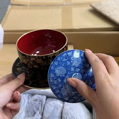 D****！瓷器。瓷器。瓷器。