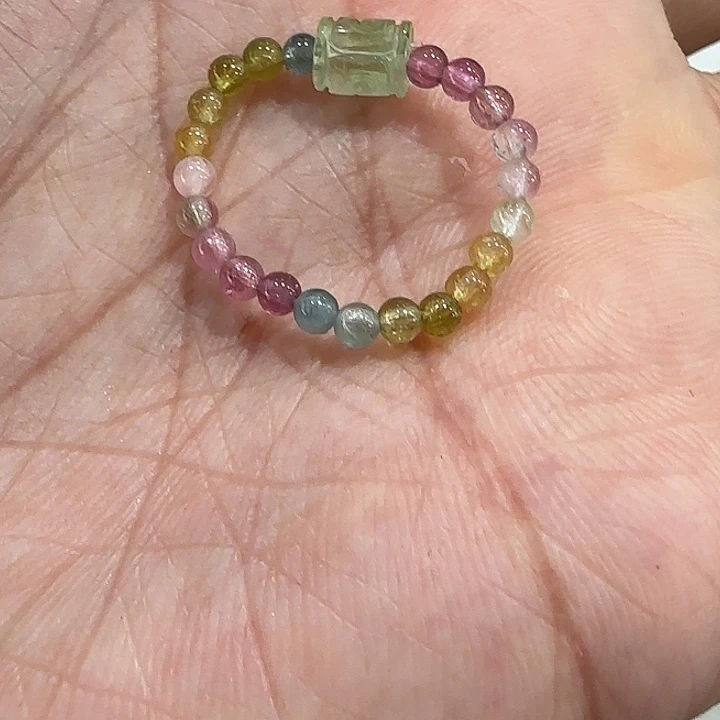 未镶嵌颈饰碧玺碧玺