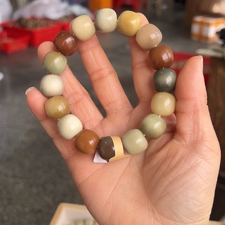 白玉菩提吊坠13×14