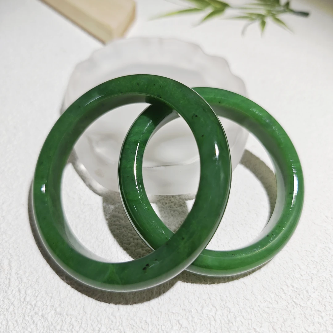 天然和田玉 精美俄料碧玉手镯 多样性发货 拍一发一 H593