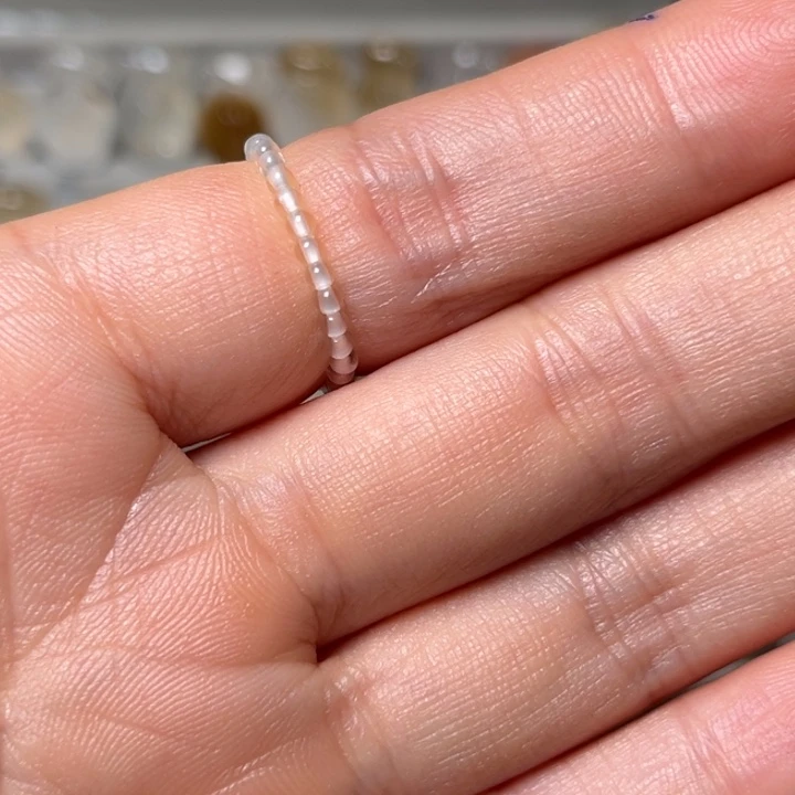 玛瑙/玉髓手镯未镶嵌吾***谓