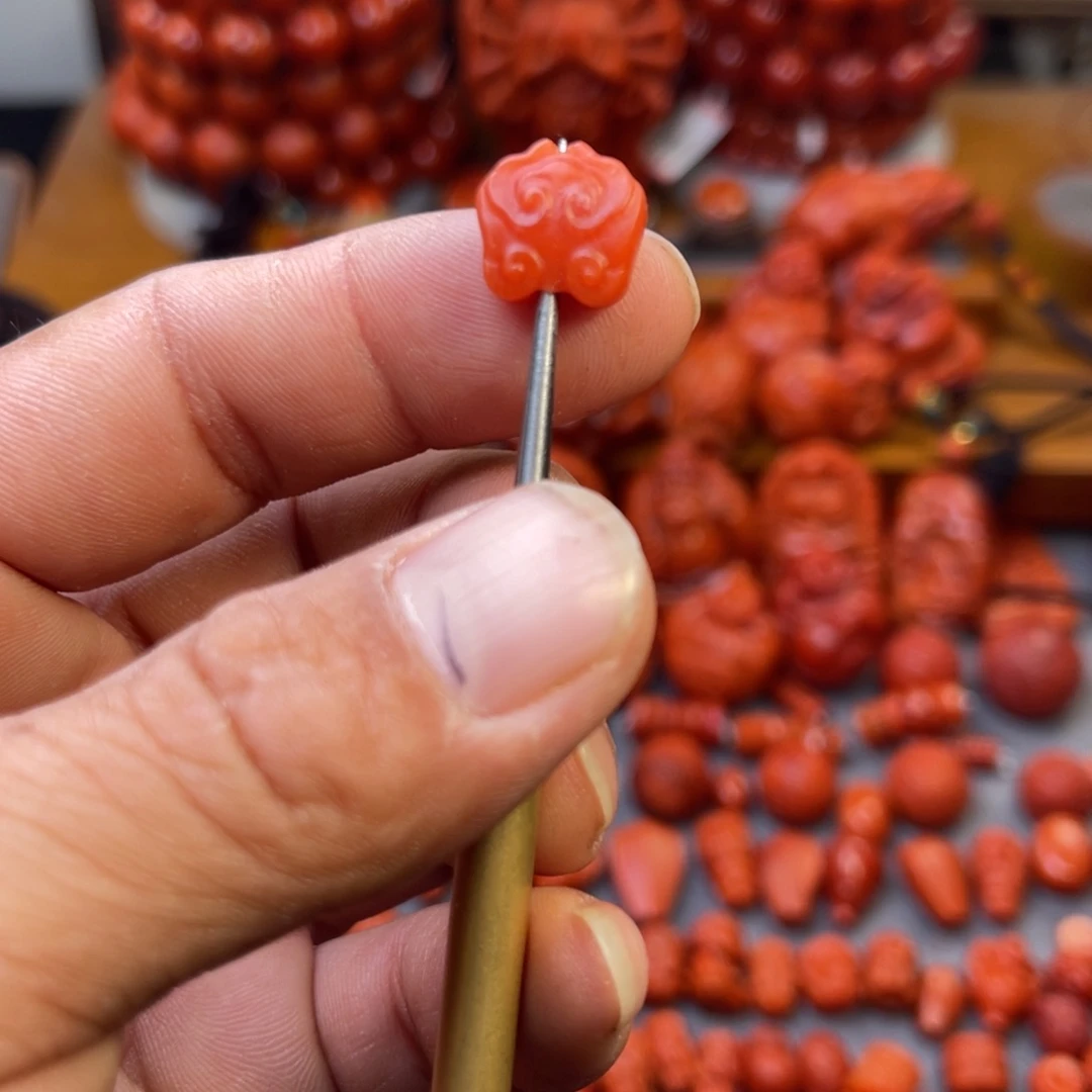 南红玛瑙未镶嵌川料精工背云