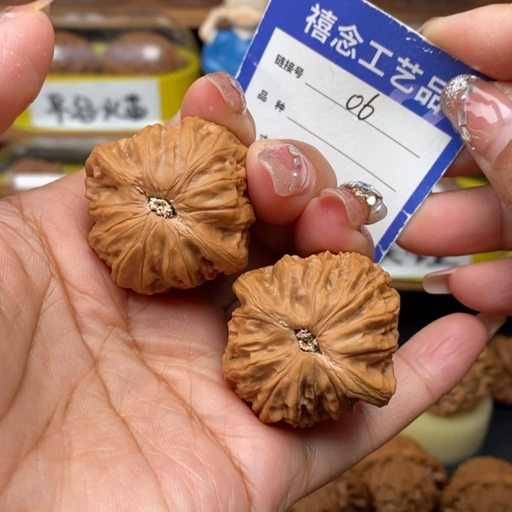 文玩核桃吊坠36铁锤