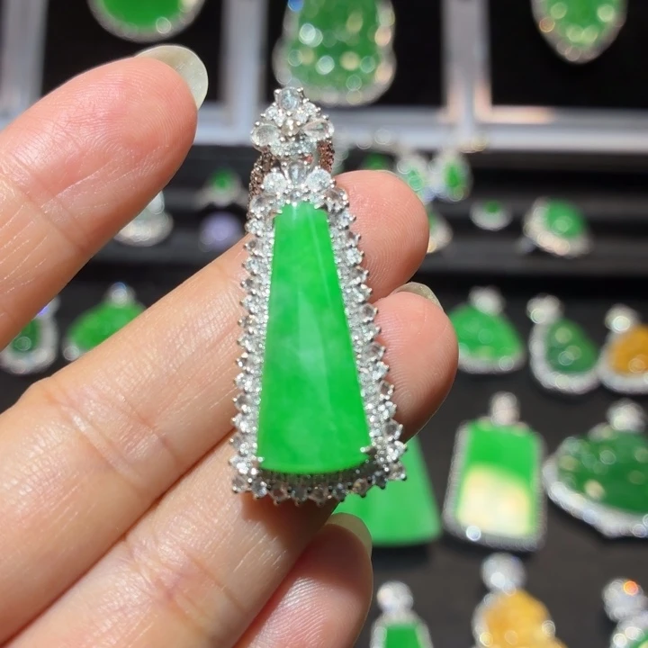 翡翠18K金镶嵌吊坠(不含链)翡翠