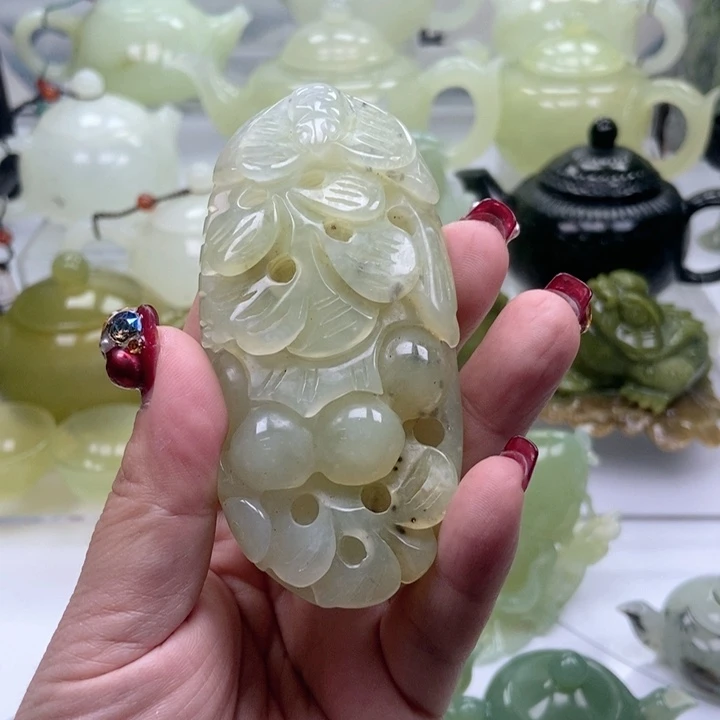 蛇纹石玉壶未镶嵌天**愿