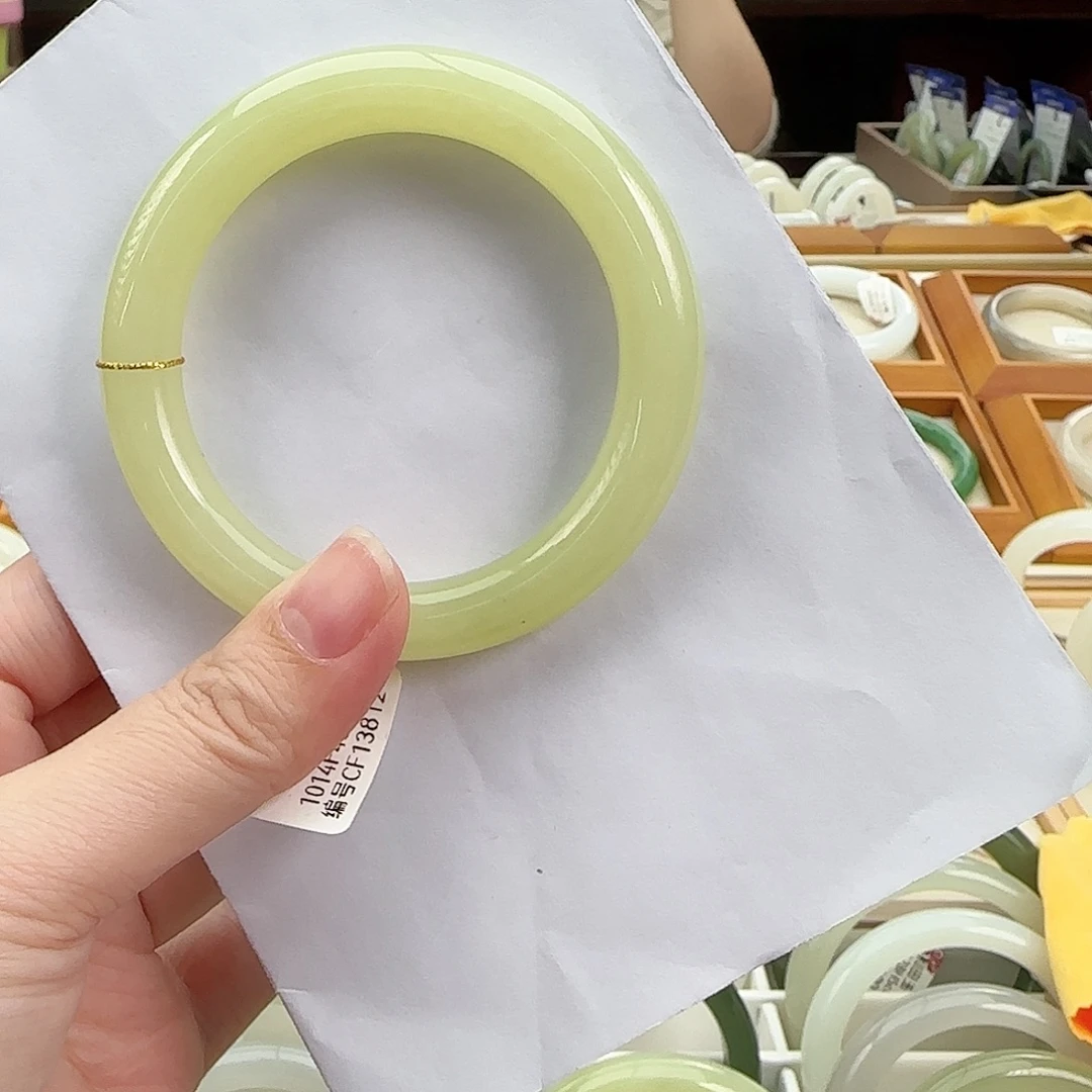 和田玉未镶嵌手镯56若羌捡漏圆条