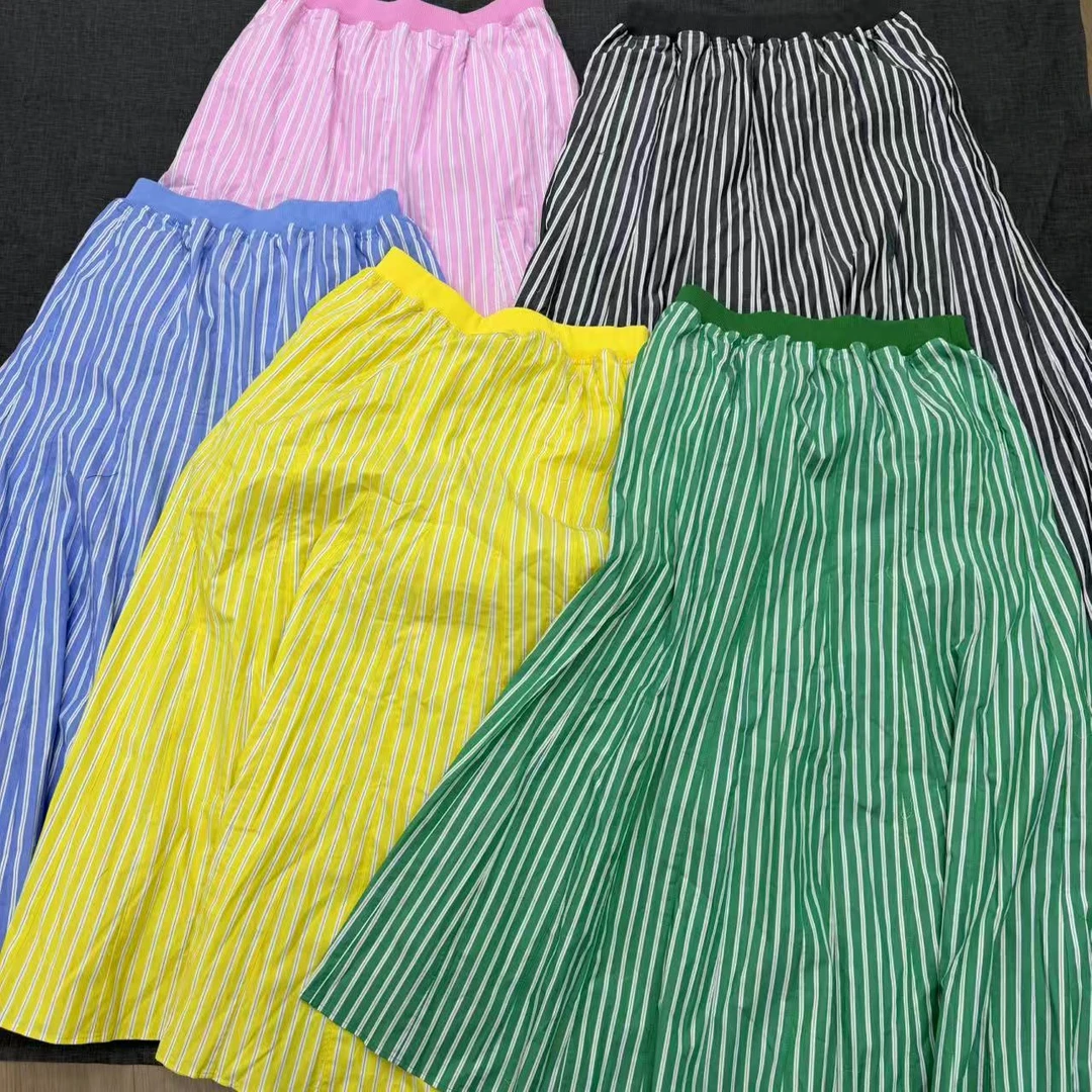 春天的颜色 时尚宽松条纹半身裙（25021608）