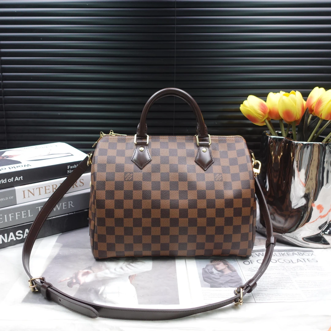 95新 LouisVuitton/路易威登 单肩包/T10335483