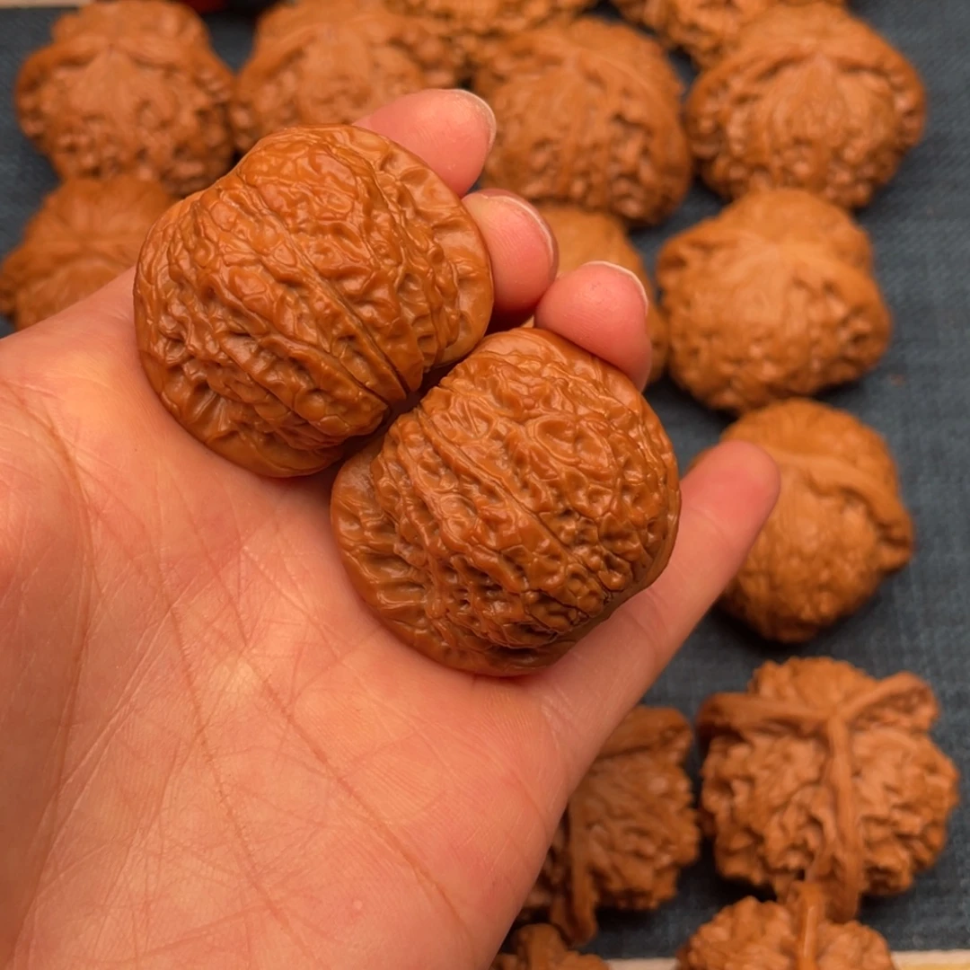 硕***品文玩核桃把件37全品血麒麟