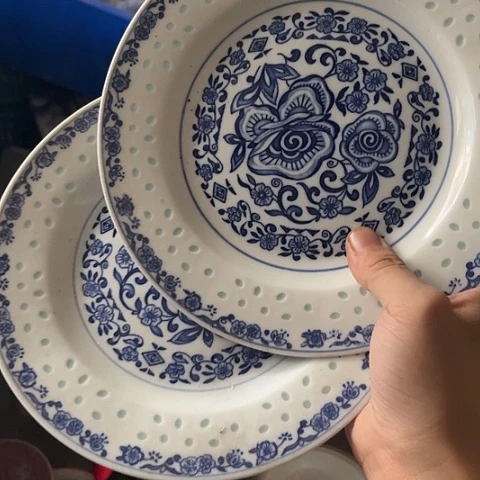 陶瓷8寸平盘两个陶瓷