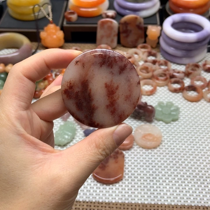 石英质玉未镶嵌吊坠(赠链)