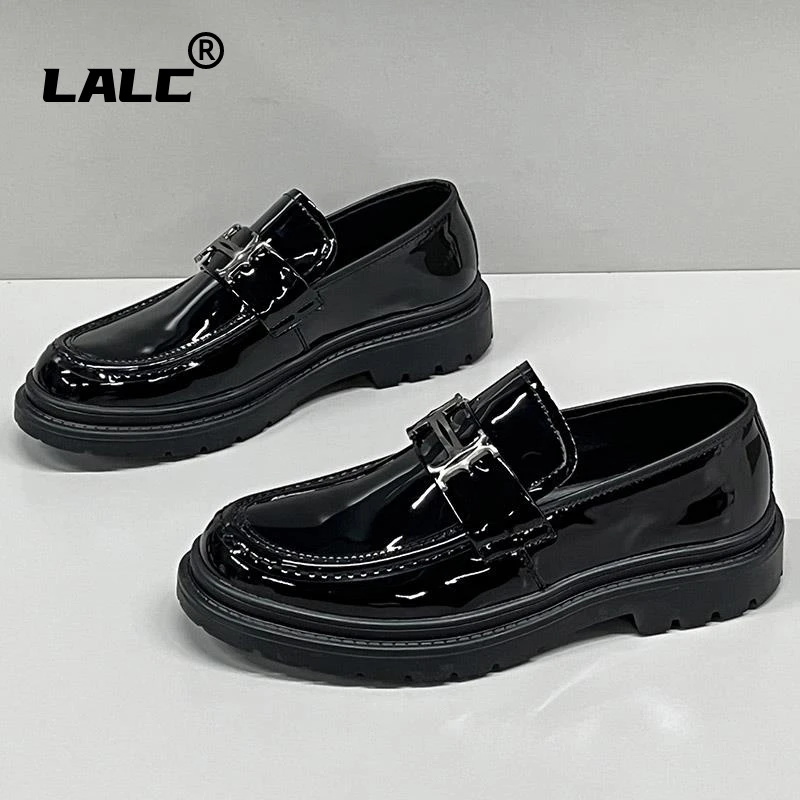 欧洲站厚底漆皮休闲皮鞋2024豆豆鞋男一脚蹬懒人鞋增高乐福鞋男款