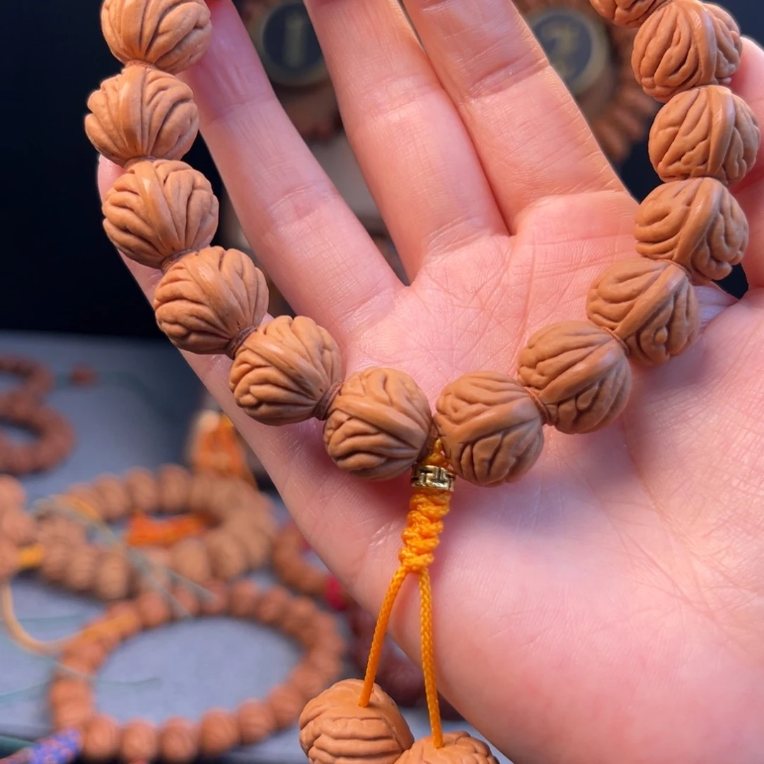 【闪购商品】桃核吊坠已*再18尺寸祥云