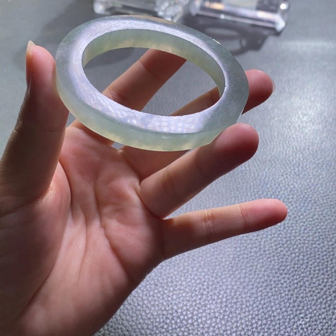 定制翡翠未镶嵌贵妃