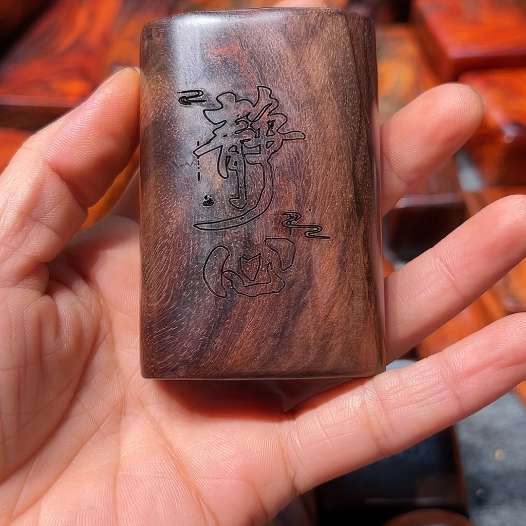 交趾黄檀（大红酸枝）z**兵