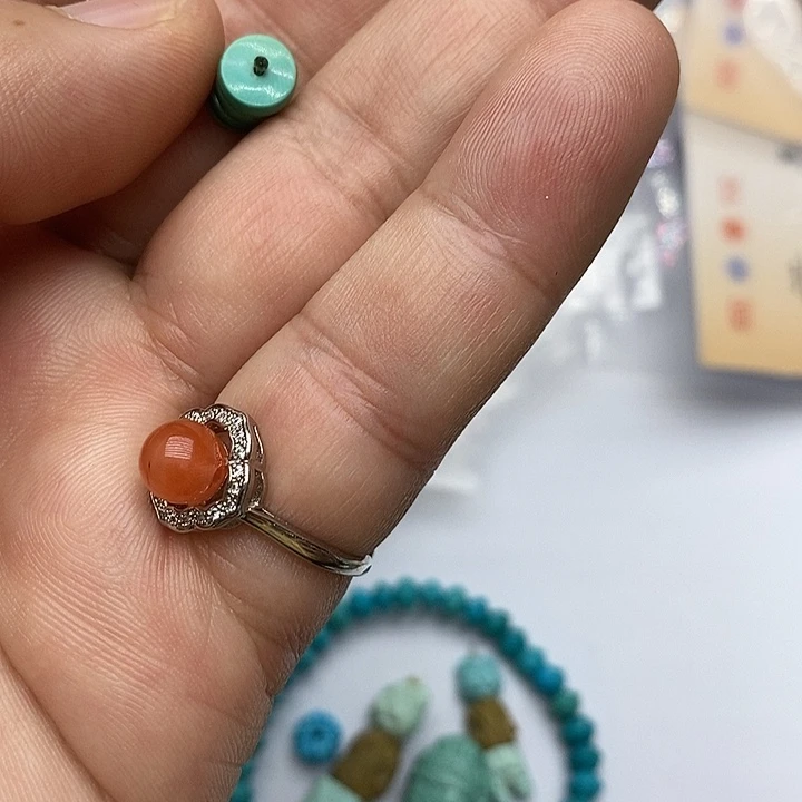 南红玛瑙未镶嵌珠宝奇石